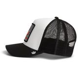Gorra Goorin Bros Beware Trucker Blanca y Negra Doberman | Our Style Canarias